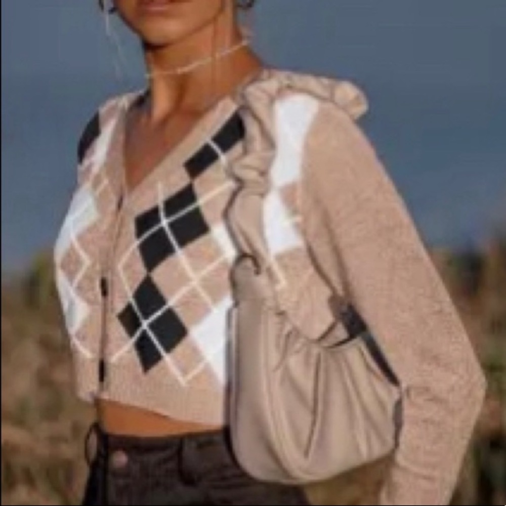 Button up v neck crop cardigan